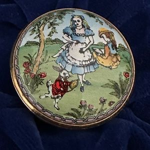 Halcyon Days Enamels trinket box Alice in Wonderland rare collectible England